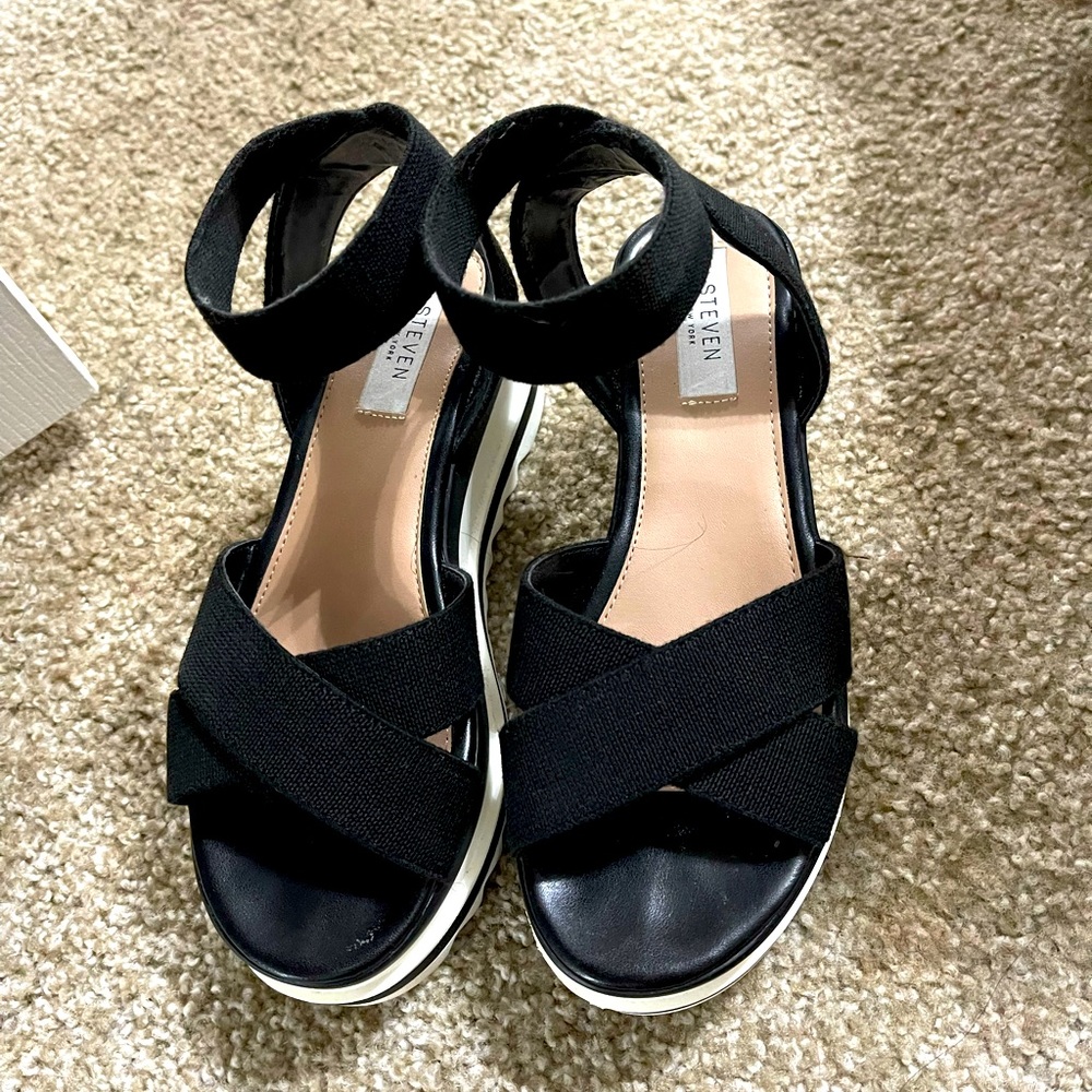 COPY - Steven New York black and white sandals